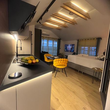 Готель Nova Luxury Design Jezdovec Екстер'єр фото