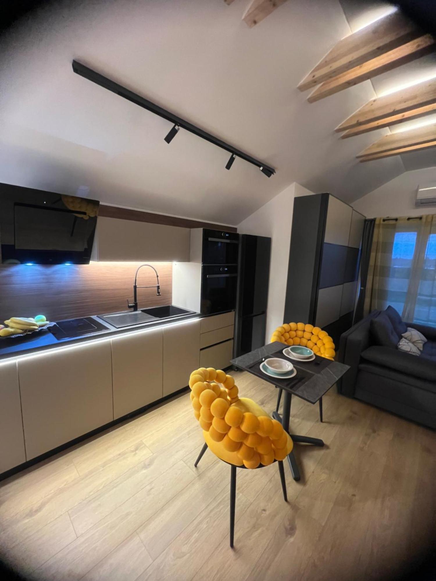 Готель Nova Luxury Design Jezdovec Екстер'єр фото