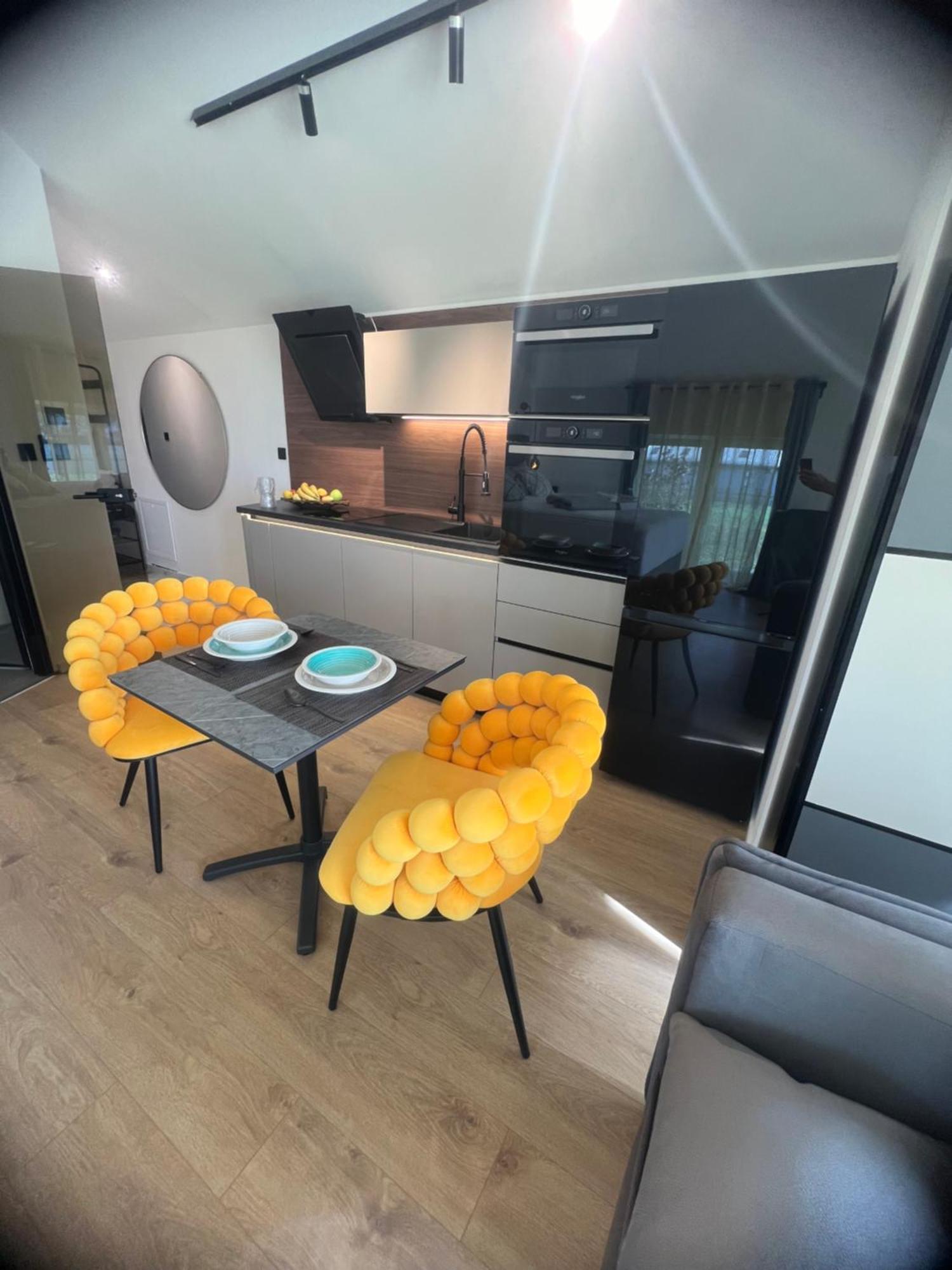 Готель Nova Luxury Design Jezdovec Екстер'єр фото