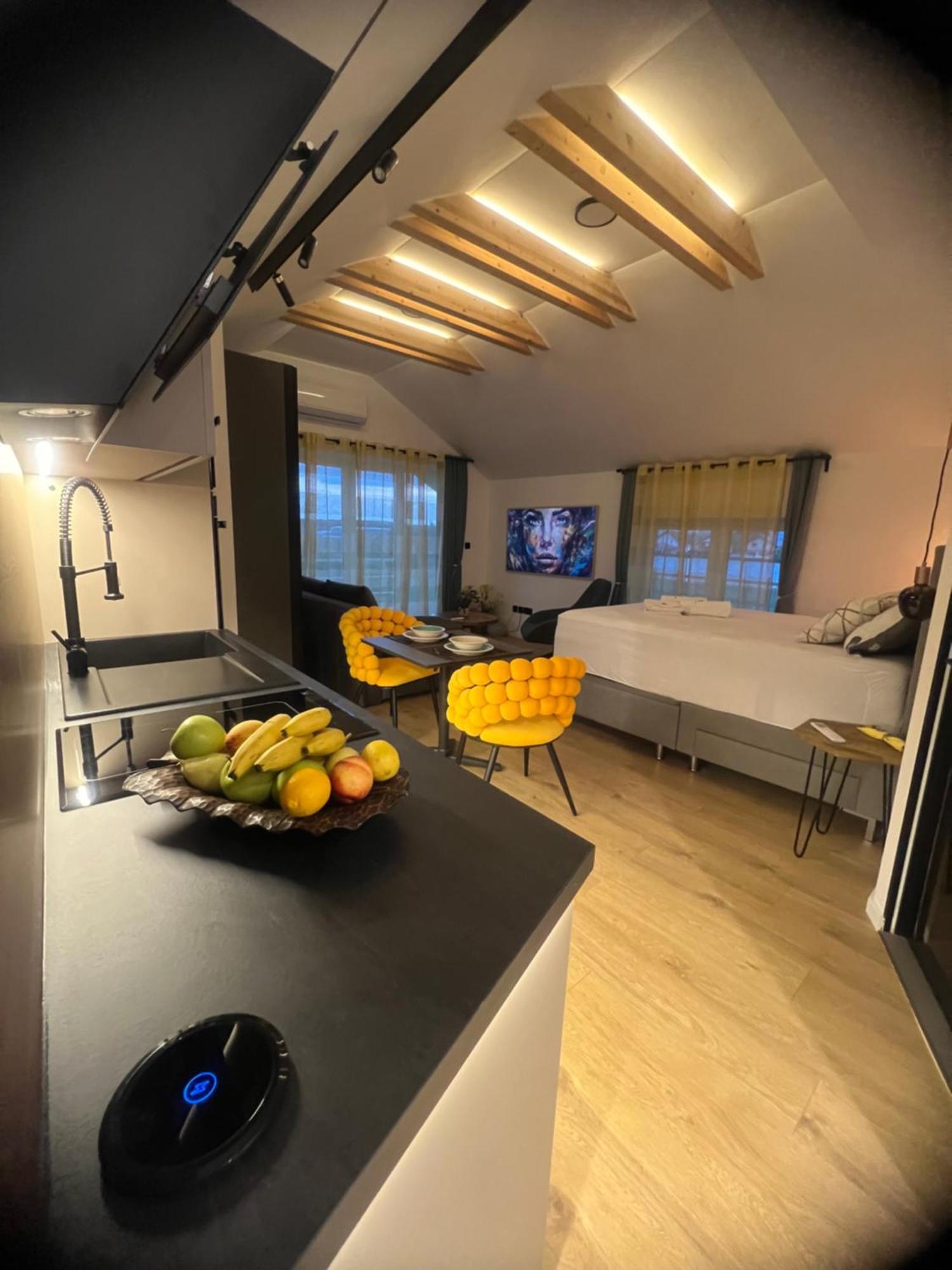 Готель Nova Luxury Design Jezdovec Екстер'єр фото